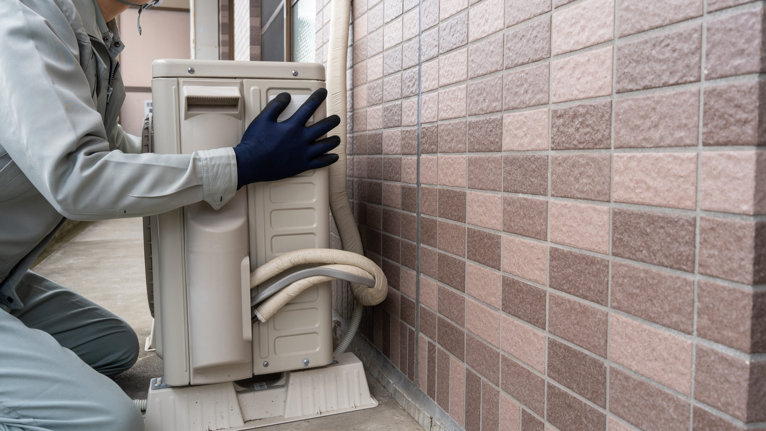 エアコン室外機撤去、取り外し